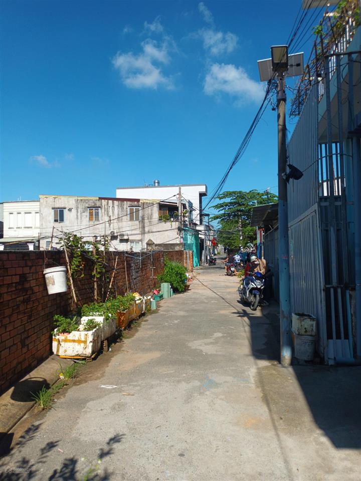 Hẻm xe tải sát metro ngay khu cnc, làng đại học, 1595m2 chỉ 4x tỷ, phù hợp xây chdv, 4 mặt thoáng