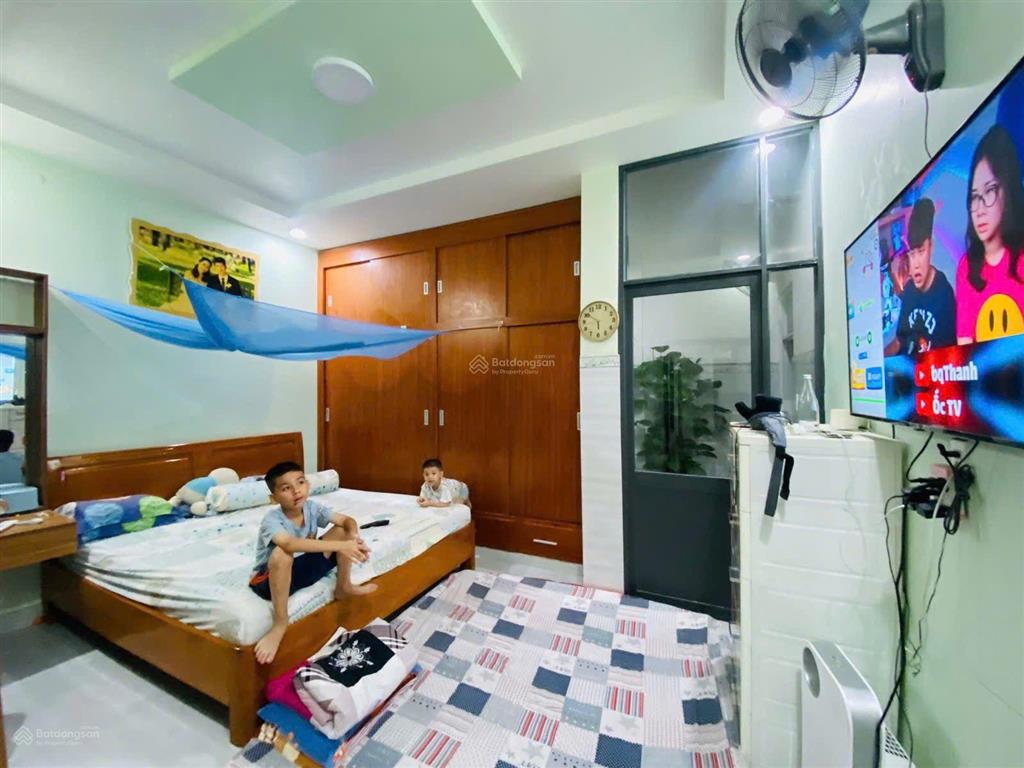 Giảm sốc 1,5 tỷ nhà ngang 8m, 200m2 gần đh sư phạm kỹ thuật chỉ 12,5 tỷ