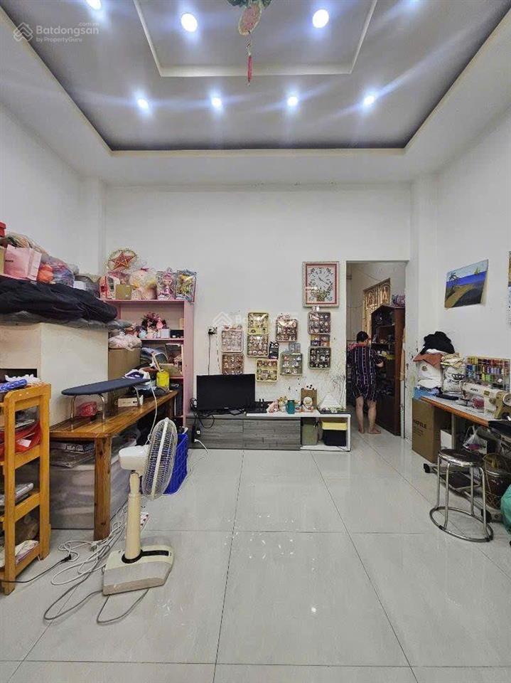 Giảm sốc 1,5 tỷ nhà ngang 8m, 200m2 gần đh sư phạm kỹ thuật chỉ 12,5 tỷ