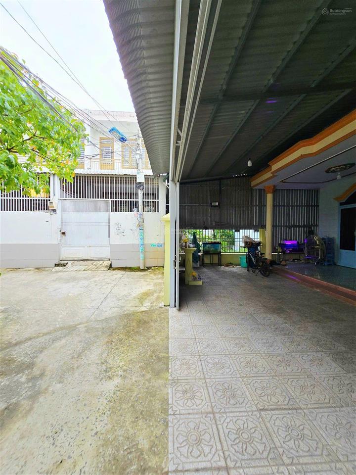 Ngộp bank nặng giảm chào 2 tỷ nhà c4 ngang khủng gần trường, chợ võ văn hát long trường hẻm oto