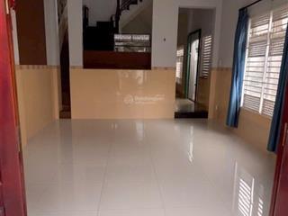 Chủ ngộp cần bán gấp, 2 mặt tiền đường ô tô ngay trường thọ, thủ đức, hơn 60m2, 3 tầng, 5,x tỷ