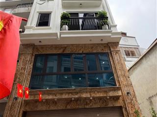 Bán nhà cầu giấy 50m2 7 tầng thang máy  nhà mới ô tô tránh  kinh doanh đỉnh !!