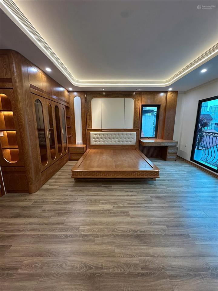 Bán nhà cầu giấy 50m2 7 tầng thang máy  nhà mới ô tô tránh  kinh doanh đỉnh !!