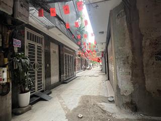 Phố vip yên lãng có 102, 40m*5t*giá 10,5 tỷgần phố ngõ thônglô gócô chờ thang máyở cực sướng.