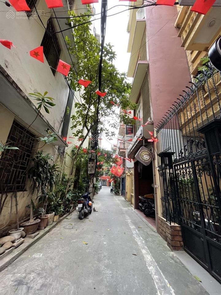 Vip phố chùa bộc! 40m*5t*giá 11 tỷ, kdvp, spa, sát phố, 2 thoáng,ô chờ thang máy, ở cực vip.