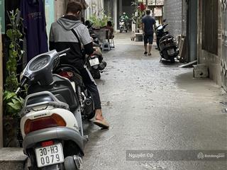 Hiếm! có 102 dân xây, 2 thoáng, ngõ thông, kd ful nội thất pháo đài láng, chùa láng 35m*5t.