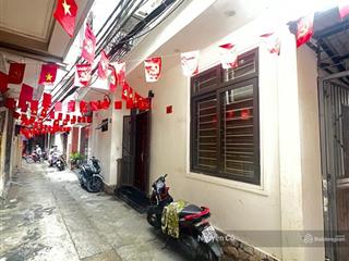 Hiếm! có 102 phố hào nam, hoàng cầu, 48m*5t* gần ô tô, 2 thoáng, ô chờ thang máy, ở cực vip.