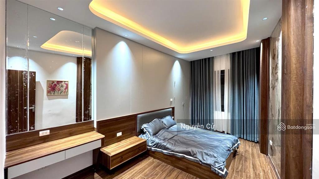 Cực hiếm! gần phố ngõ thông, dân xây, 2 thoáng, la thành, láng hạ, hoàng cầu, 40m*5t*ở vip.