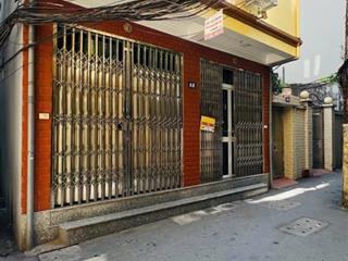 Phố vip chùa bộc, tây sơn, 2 thoáng, gần phố, ngõ thông, ô chờ thang máy, 40m*5t*kdvp, spa, ở vip.