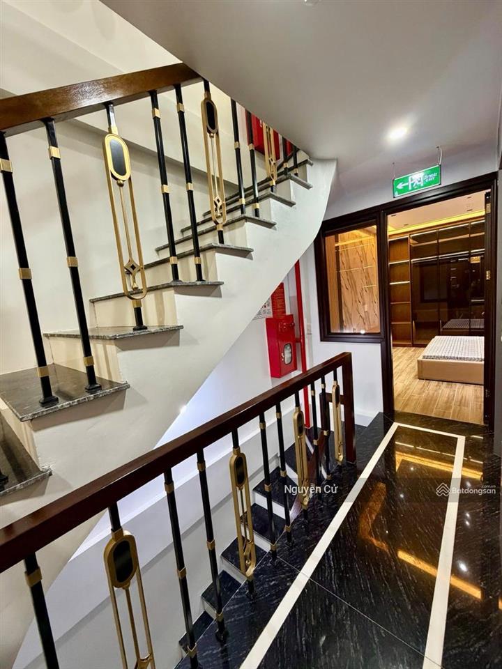 Vip! đường láng, láng hạ, gần phố dân xây, 2 thoáng, ngõ thông, ô tô đỗ sát nhà, 38m*5t*ở vip.
