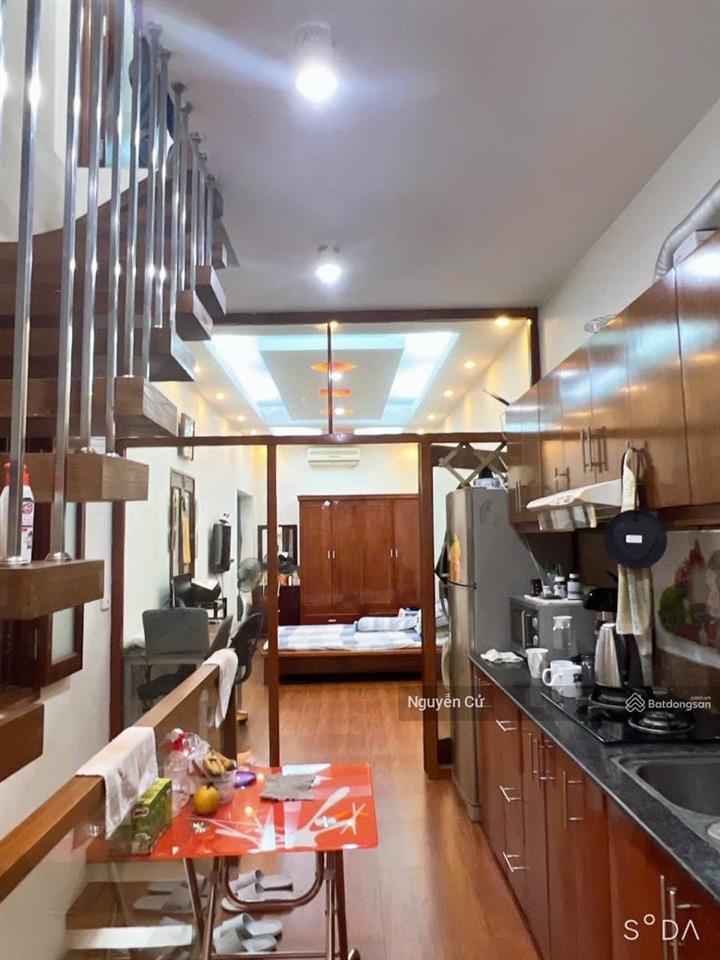 Hiếm! phân lô ô tô đỗ cửa, ngõ bàn cờ, kd sầm uất, đường láng, huỳnh thúc kháng, 30m*6t*ở cực vip.