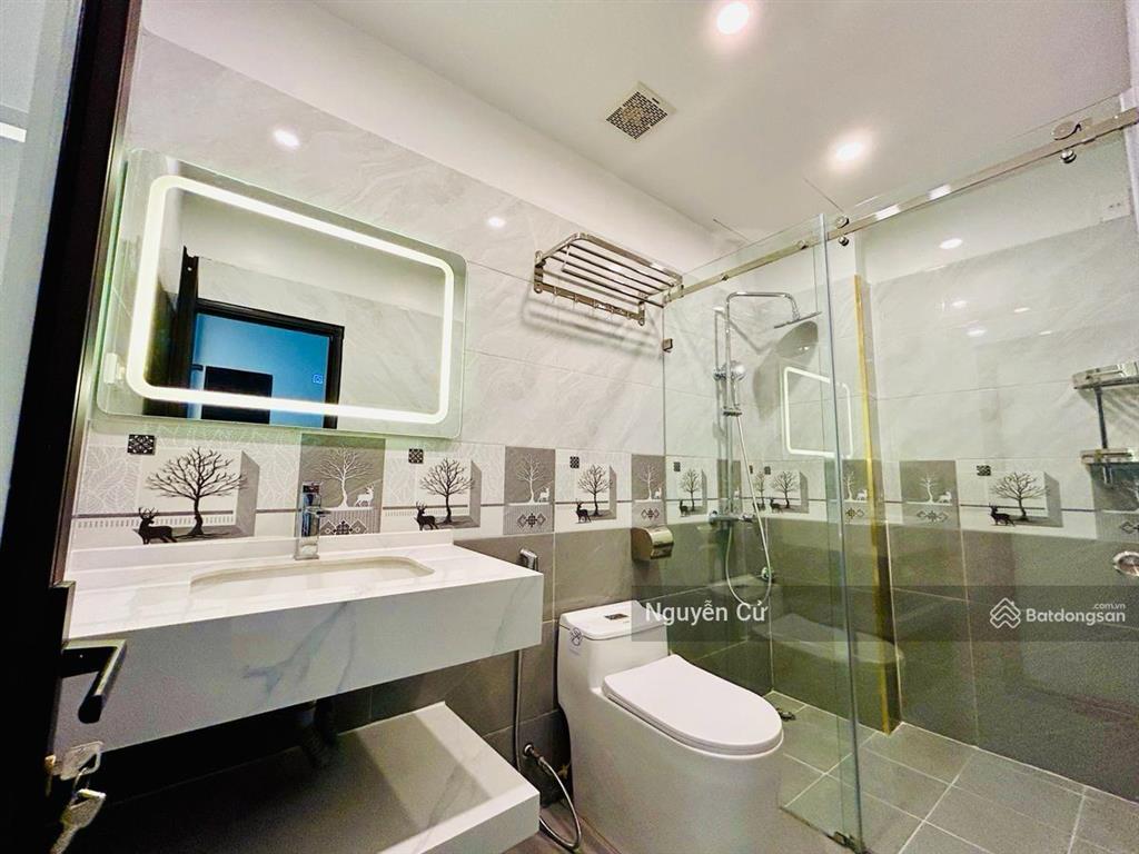 Phố vip yên lãng, đường láng, ngõ ô tô, thông, dân xây, 2 thoáng, kd sầm uất,30m*6t* ở cực vip.
