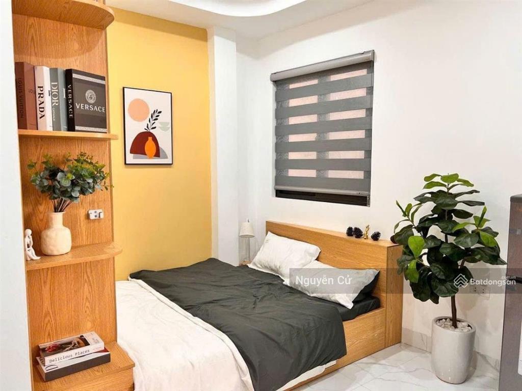 Siêu phẩm phố chùa bộc, tây sơn, gần phố, ngõ thông, 2 thoáng, ful nội thất, 36m*5t* ở cực sướng.