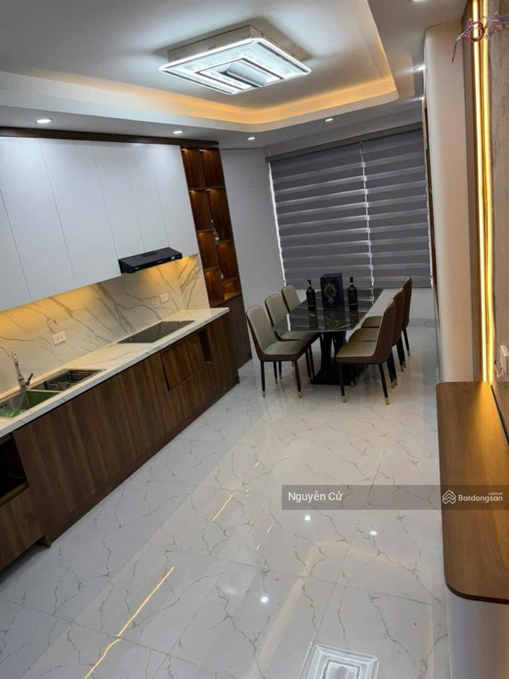 Siêu phẩm phố chùa bộc, tây sơn, gần phố, ngõ thông, 2 thoáng, ful nội thất, 36m*5t* ở cực sướng.