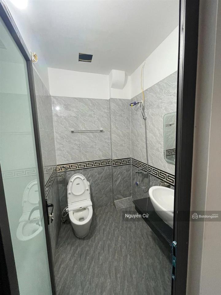 Cực hiếm! có 102, xã đàn, la thành, nhà mới koong, thanh máy, gần phố, ful nội thất, 38m*7t* ở vip.