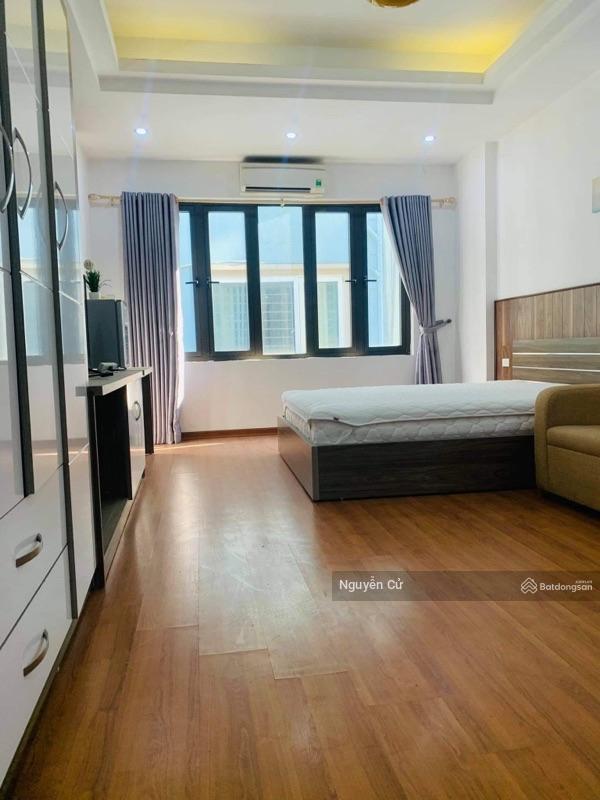 Vip! có 102, la thành, xã đàn, gần phố, ngõ thông, 2 thoáng, ful nội thất, 40m*5t* kdvp, spa, ở vip