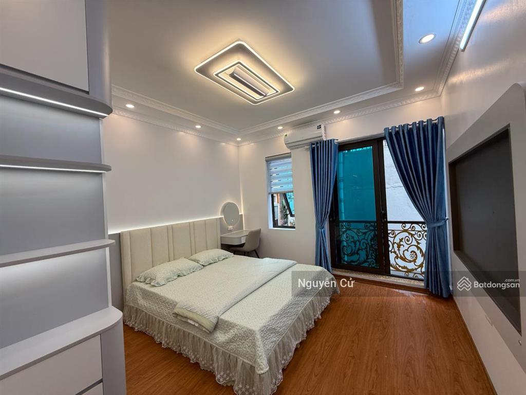 Hiếm, nhà mới koong, gần phố ngõ thông, ful nội thất, thang máy, hào nam, hoàng cầu, 35m*7t, ở vip.