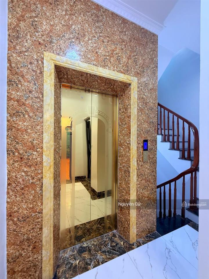 Vip! nhà mới koong, xã đàn, hào nam, thang máy, gần phố, ful nội thất, 36m*6t* kdvp, spa, ở sướng.