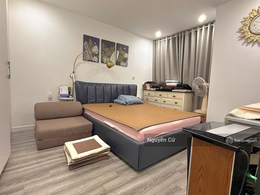 Hiếm! ô tô đỗ cửa, gần phố ngõ thông,ful nội thất,kd sầm uất, nguyễn lương bằng, xã đàn, 38m*5t, ởv