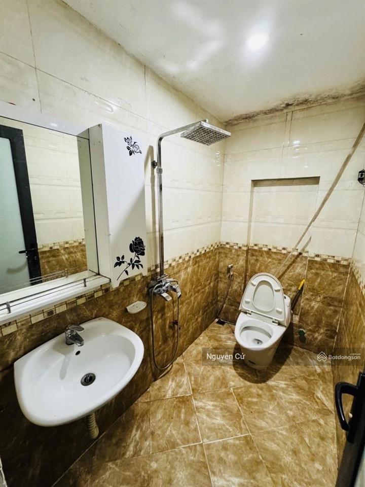 Có 102! phố thái hà, hoàng cầu, 2 thoáng, gần ô tô, ngõ thông, ful nội thất, 38m*5t* ở cực vip.