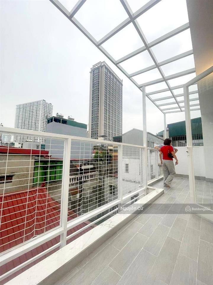 Có 102! phố huỳnh thúc kháng, chùa láng, 2 thoáng, gần phố, ngõ thông, ful nội thất, 40m*9t* ở vip.