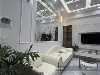 Có 102! phố huỳnh thúc kháng, chùa láng, 2 thoáng, gần phố, ngõ thông, ful nội thất, 40m*9t* ở vip.