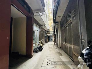 Hiếm! phố hoàng, vành đai 1, 2 thoáng, gần ô tô, ful nội thất, dân xây, ô chờ thang máy,48m*5*ở vip