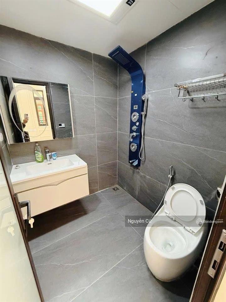 Hiếm! có 102, phố tây sơn, thái thịnh, 2 thoáng, nhà mới koong, ful nội thất, 42m*5t, ở cực sướng.