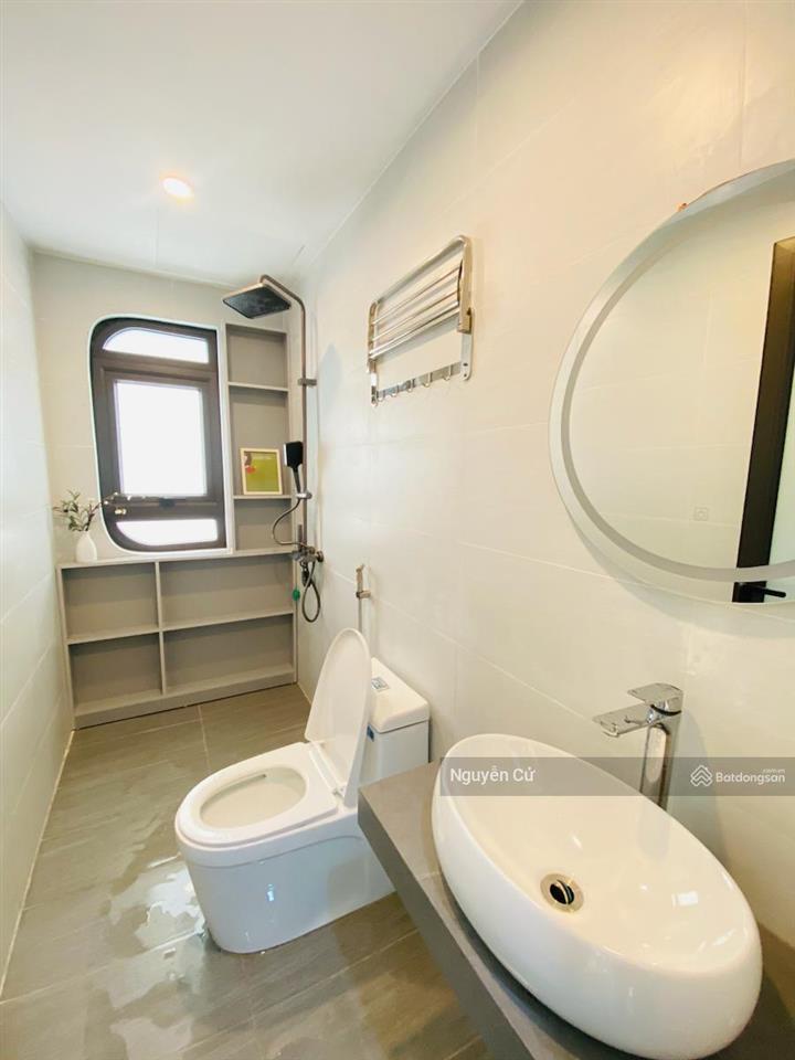 Có 102! phố huỳnh thúc kháng, nguyễn chí thanh, lô góc, dân xây, ful nội thất, gần phố, 42m*5t* ởv
