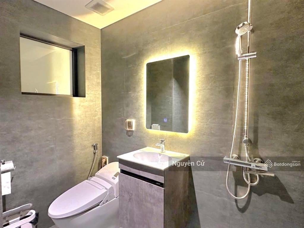 Hiếm! ô tô đỗ sát nhà, ngõ thông tứ tung, 2 thoáng, ful nội thất, phố yên lãng đường, 32m*5t* ở vip