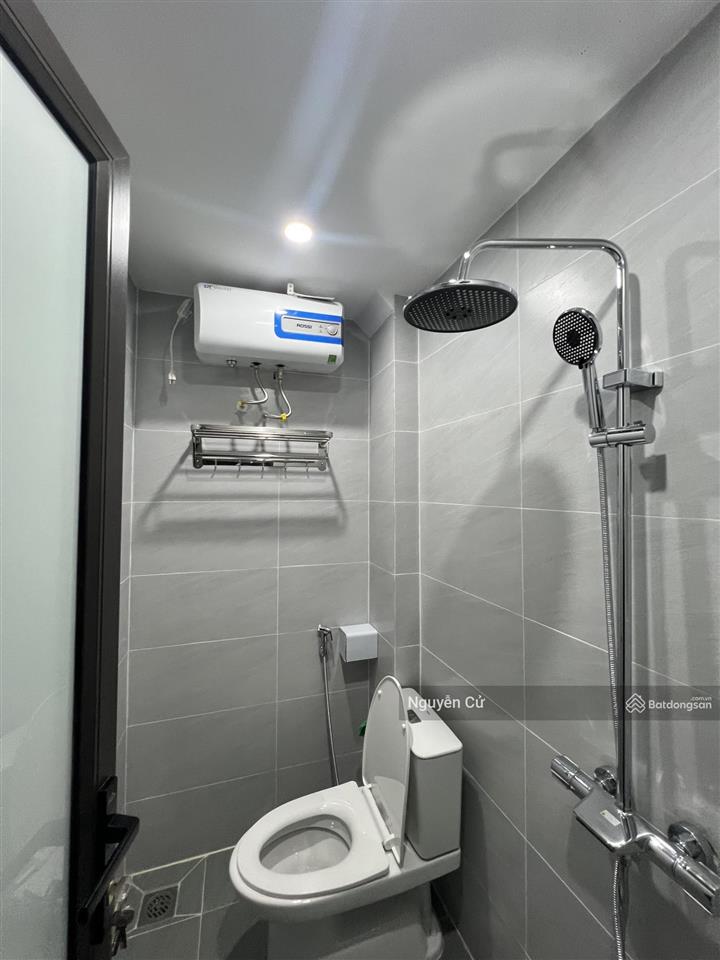 Hiếm! có 102 đường la thành, hoàng cầu, dân xây, 2 thoáng, ful nội thất, gần ô tô, 50m*5t, ở vip.
