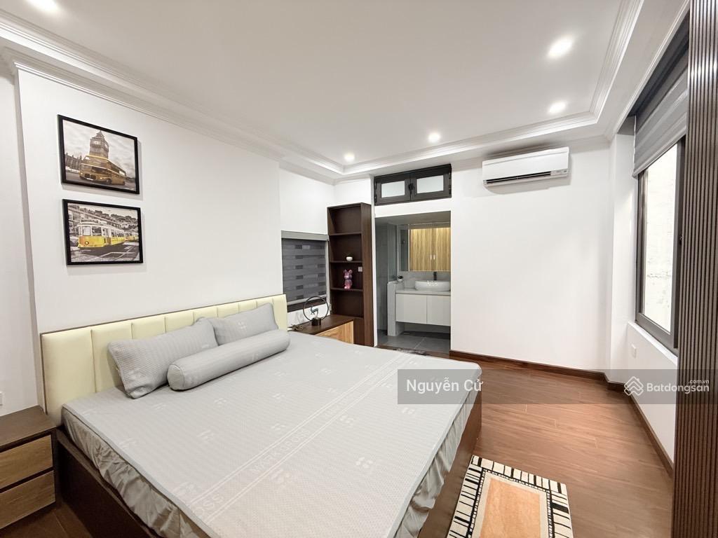 Có 102! phố chùa láng, nguyễn chí thanh, dân xây, 2 thoáng, ful nội thất, lô góc, 38m*5t* ở cực vip