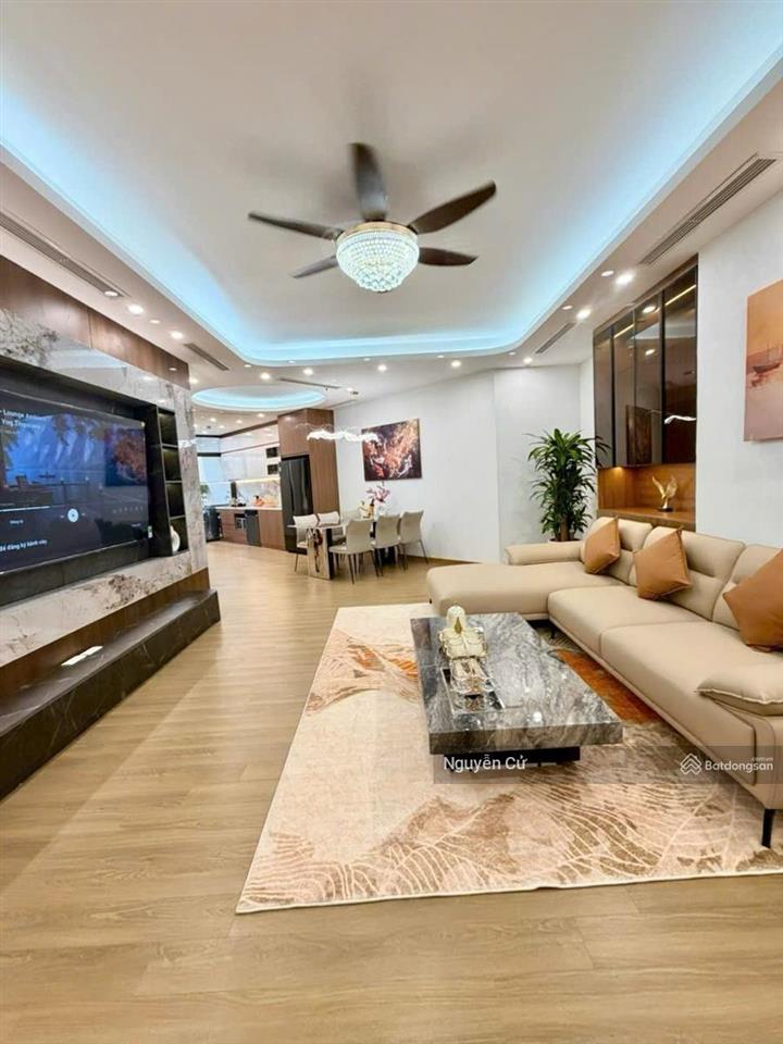 Vip! có 102, la thành, nguyễn chí thanh, 2 thoáng, ful nội thất, gần phố, ngõ thông, 38m*5t, ở vip.