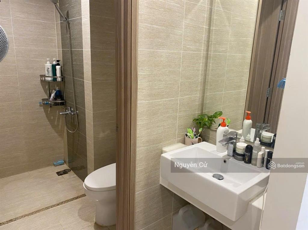 Nhà mới koong! full nội thất, ôtô đỗ cửa, ngõ thông, 2 thoáng, đặng tiến đông hoàng cầu, 32m2*5t