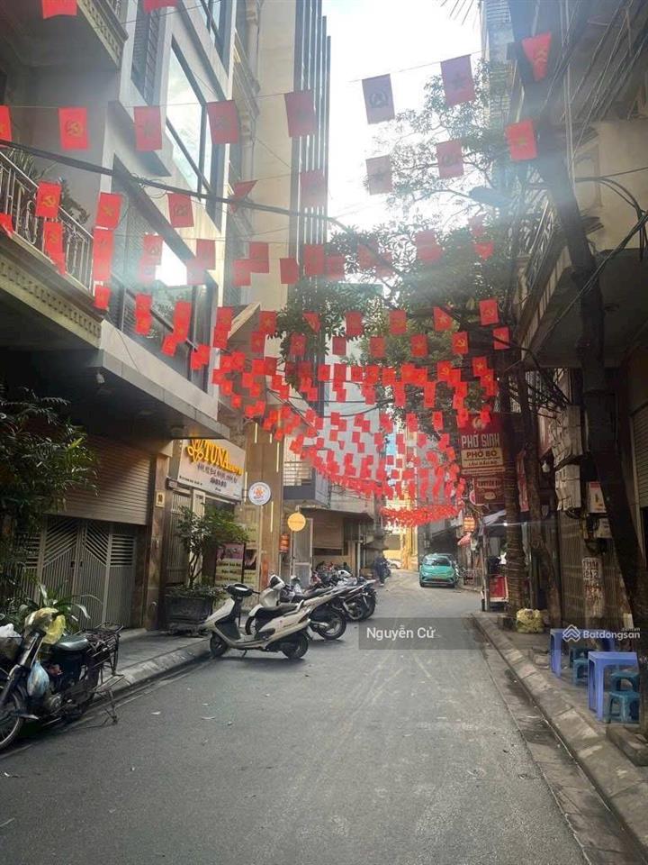 Cưc hiếm! nhà mới koong, sát ô tô, ngõ thông, gần phố, ful nội thất, 2 thoáng, 36m*6t, ở cực vip.
