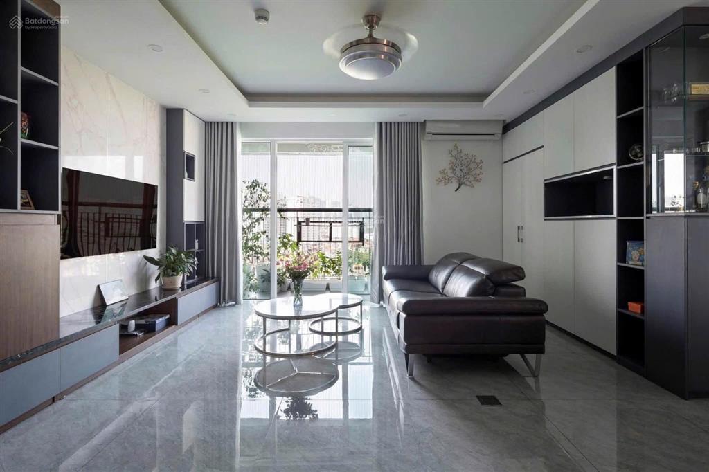 Giá hời seasons avenue diện tích 104m2  3 ngủ 2 vs  full nội thất  có slot oto