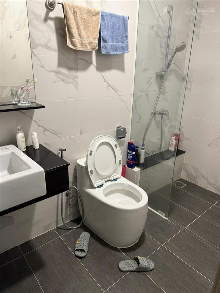 Chủ giảm sâu căn 2pn 78m2 tầng trung giá chỉ 5,4 tỷ