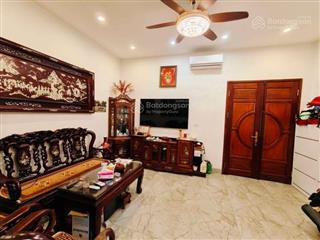 Duy nhất 1 căn còn lại khu ba đình , nhà mới đẹp full nội thất , vài bước ra phố tiện ích vô vàn .