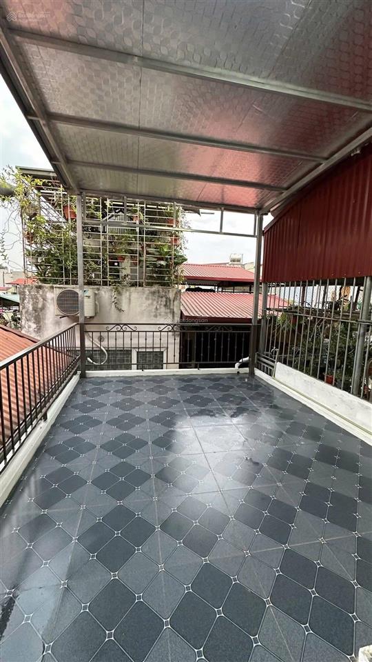 Bán nhà thụy khuê, vài bước ra mặt hồ, tiện ích vô vàn, nhà full nội thất chỉ việc về ở