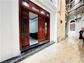 Phan kế bính, nhà xây mới full nội thất, dt 35m2 x 5 tầng ngõ thông, khu vực an ninh tốt