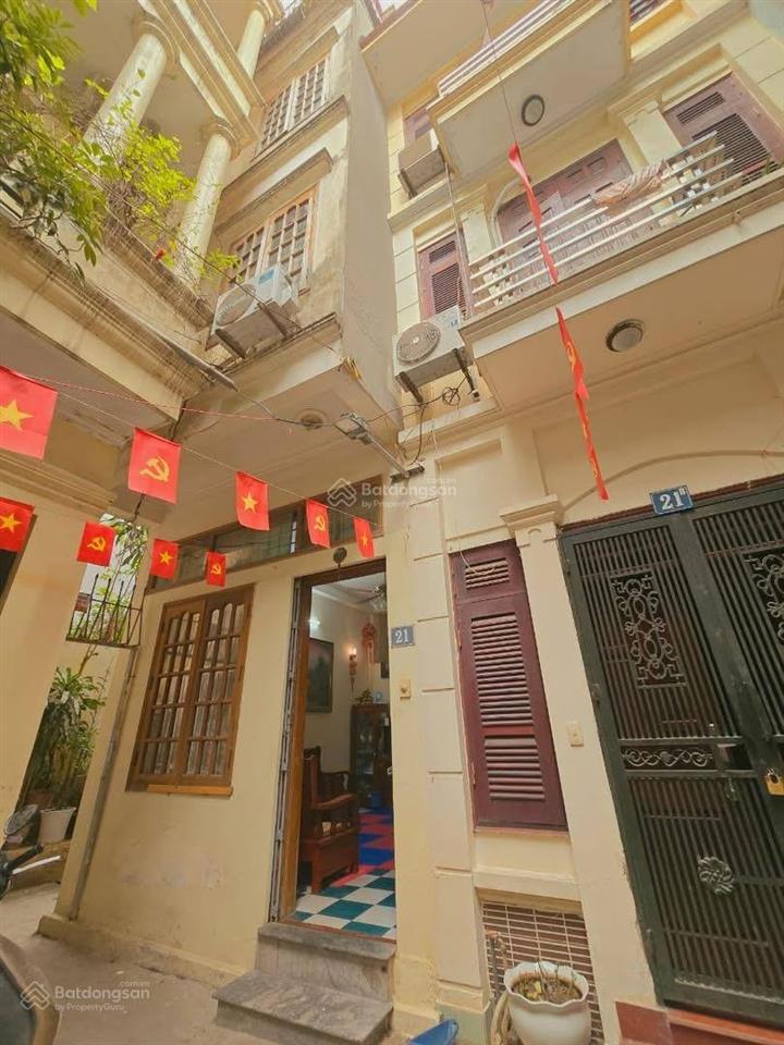 Bán nhà đội cấn, lô góc 2 mặt thoáng, nhà dăn xây cực chắc chắn, trước nhà sân rộng