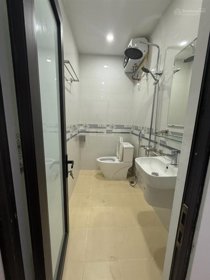 Bán nhà ngọc khánh  ba đình, lô góc 3 thoáng, 10m ra mặt ngõ, khu vip kinh doanh