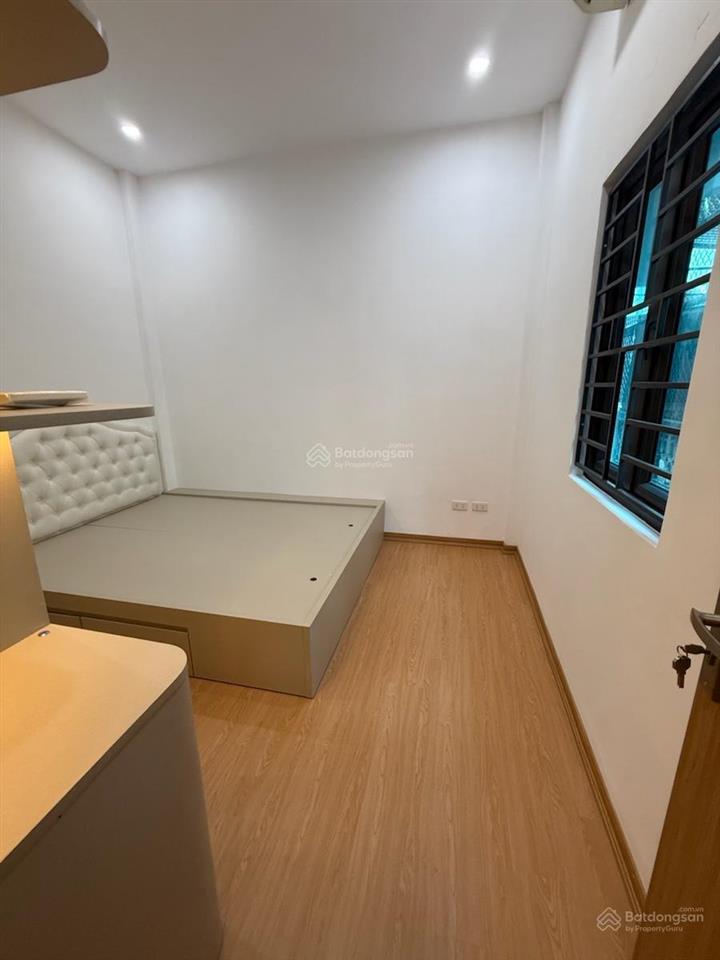 Bán nhà ngọc khánh  ba đình, lô góc 3 thoáng, 10m ra mặt ngõ, khu vip kinh doanh