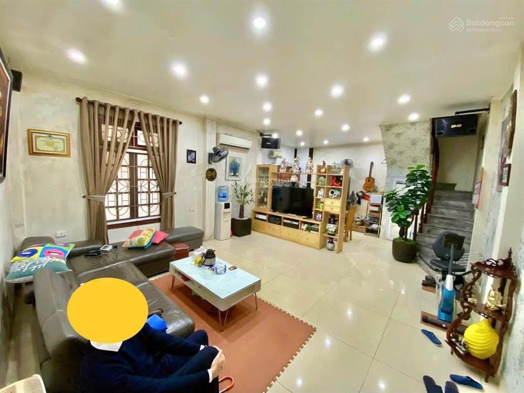 Bán nhà đội cấn, 20m ra phố, không qh, sau qh cách phố 8m, tương lai 2 thoáng