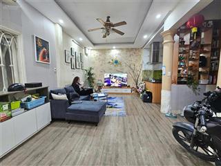 Vô cùng hiếm phố vip! thái hà, ô tô đỗ cạnh nhà, ngõ thông, lô góc, view bể bơi, nhà mới, 38m2*5t