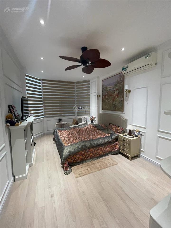 Nguồn hàng kín! láng hạ, ngõ ba gác thông tứ phía, 10m ra ô tô, nhà dân xây lô góc, 42m2*5 tầng