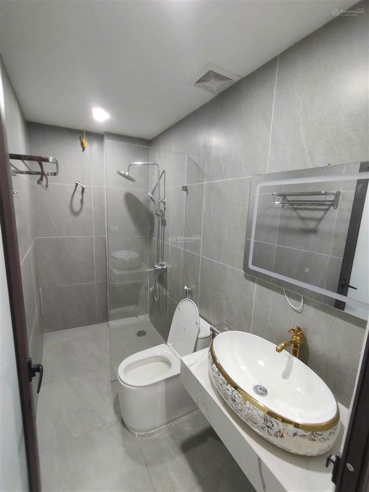 Bán nhà xã đàn ô tô đỗ gần, lô góc, kd sổ cc, không qh tặng nt, 6 phòng ngủ, 46m2x5t