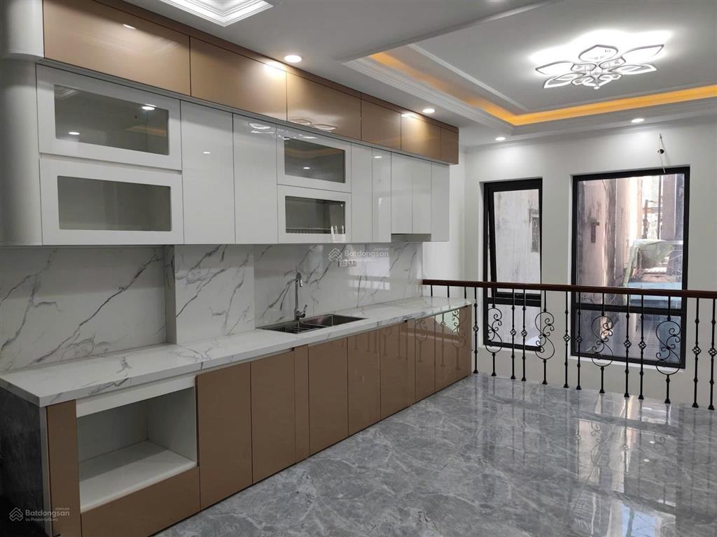 Bán nhà xã đàn ô tô đỗ gần, lô góc, kd sổ cc, không qh tặng nt, 6 phòng ngủ, 46m2x5t