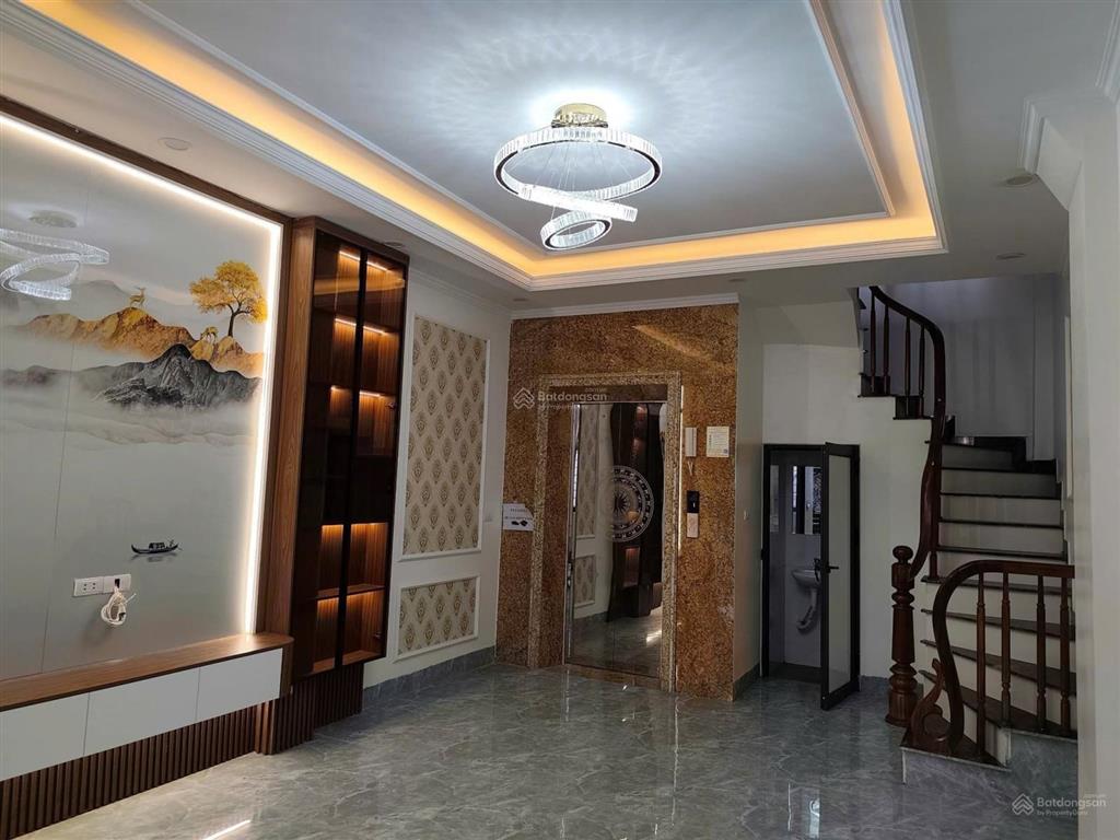 Bán nhà xã đàn ô tô đỗ gần, lô góc, kd sổ cc, không qh tặng nt, 6 phòng ngủ, 46m2x5t