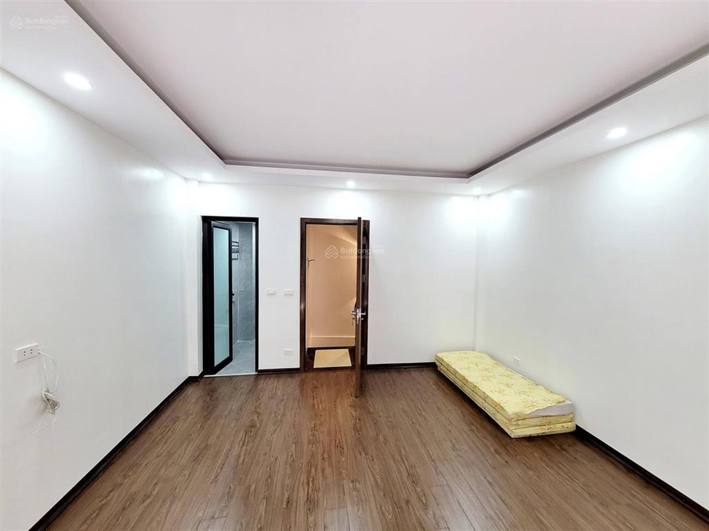 Mặt ngõ thông thái thịnh, kinh doanh, vf3 đỗ cửa, 50m ra mặt phố, sổ chính chủ, sẵn nt, ở ngay 40m2
